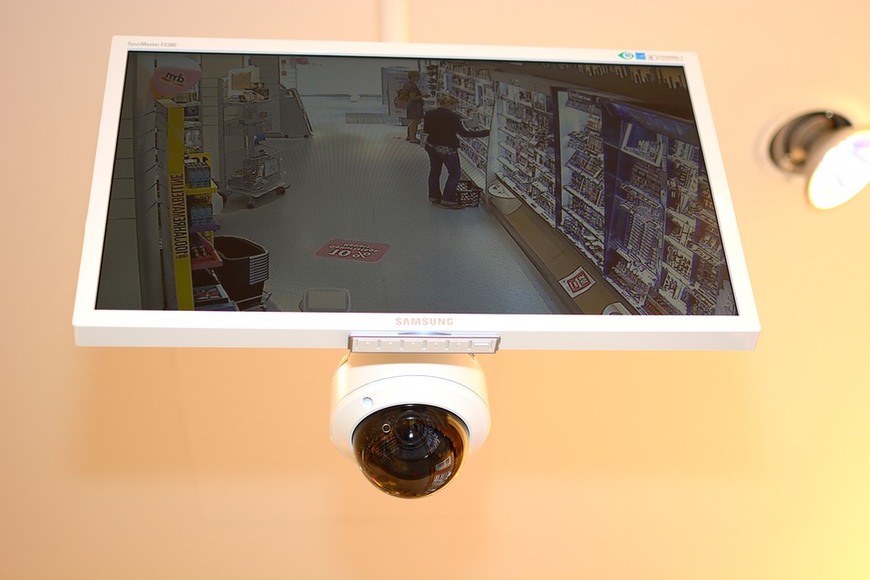 Selecting the best surveillance cameras